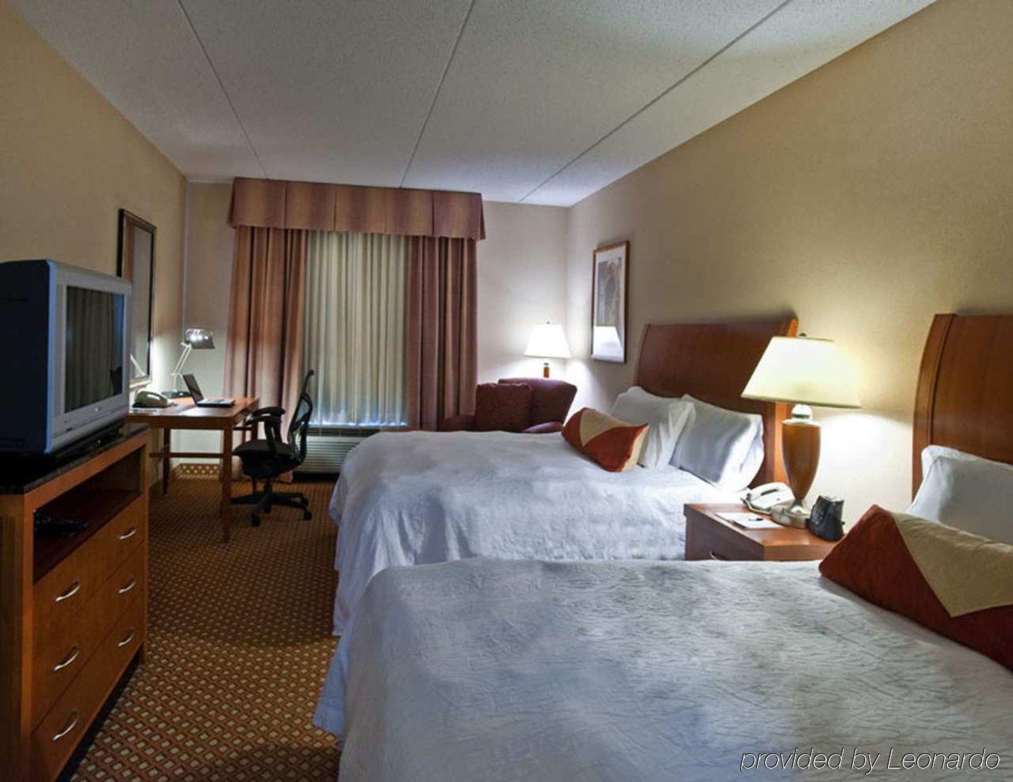 Hilton Garden Inn Tallahassee Central Room photo
